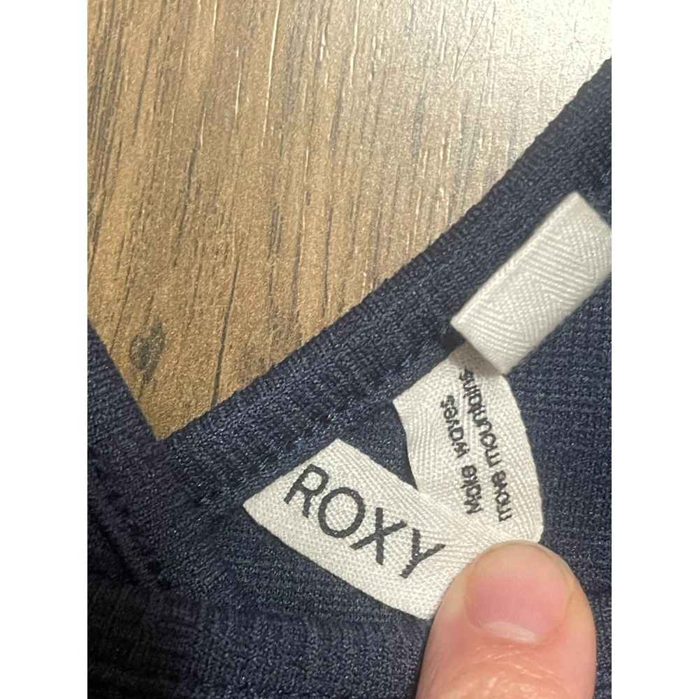 Ladies' Navy Ribbed Crop Tank Top - Roxy - Picture 3 of 10